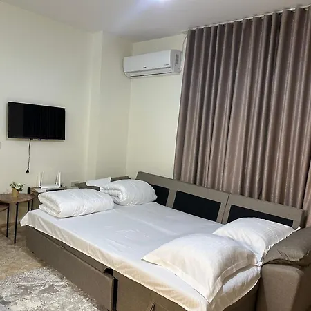 Home2 アパート *