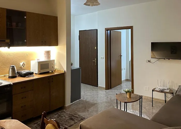 Home2 * Τίρανα